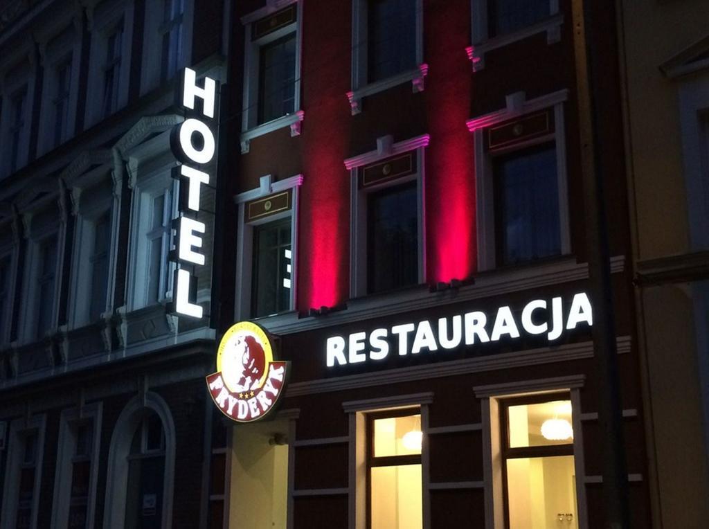 Hotel Fryderyk Nysa Exteriér fotografie